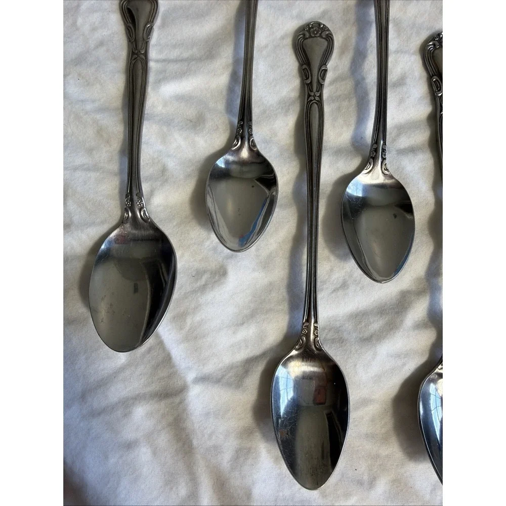 Set of 8 Wallace Plantation Stainless Steel Japan Teaspoons Floral Art Nouveau